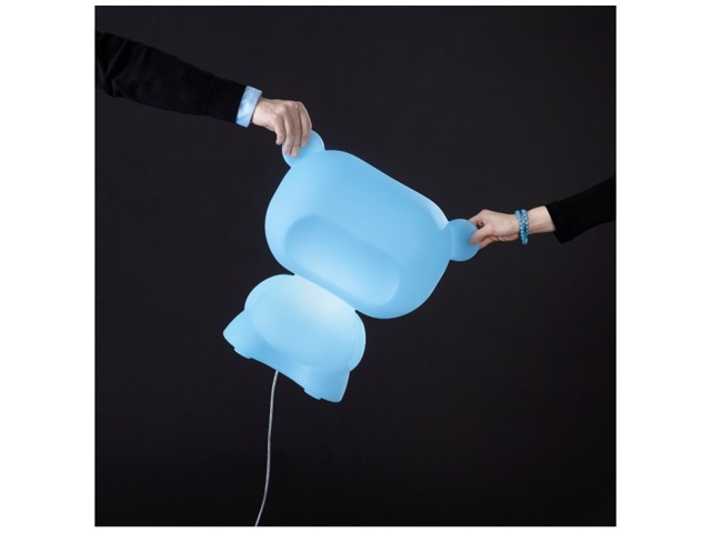 Pure, lampada da tavolo azzurra