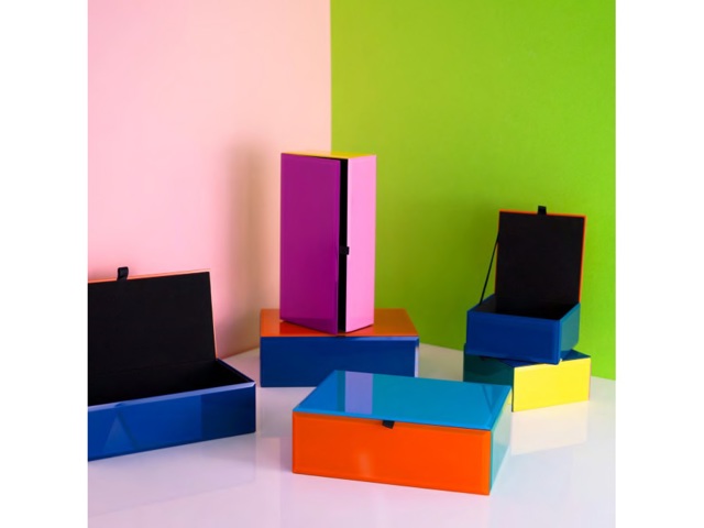 Cofanetto in vetro rosa 22x11x6,5 cm
