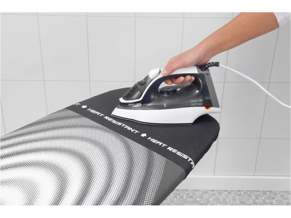 Asse Da Stiro Brabantia D - 135x45 Cm, Cotone Fairtrade, Ampia Superficie E Design Pieghevole