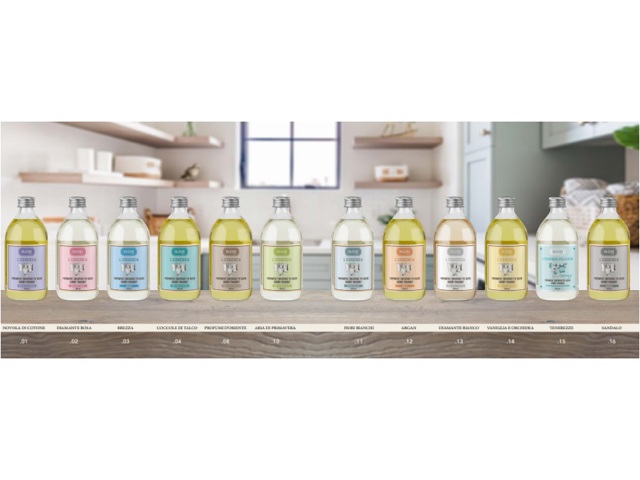 L'essenza, essenza per bucato in vetro 500 ml